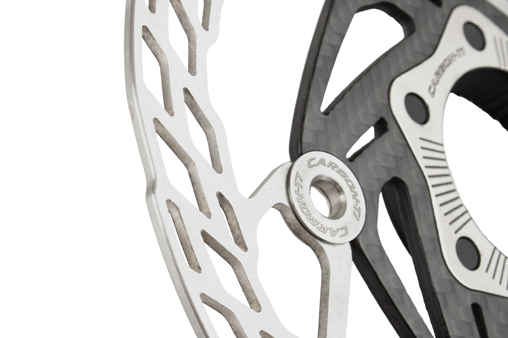 X-Rotor_SteelCarbon_Edge_Detail_CenterLock